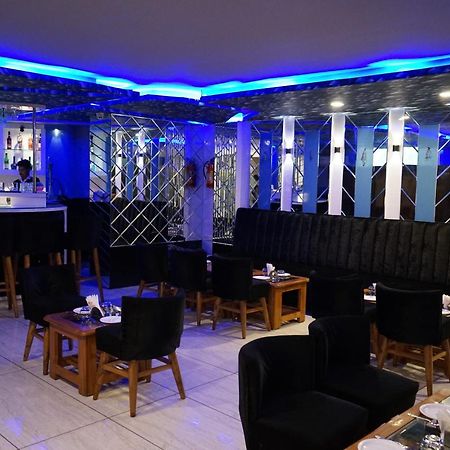 Hotel K3 Club Residency Jhānsi Zewnętrze zdjęcie