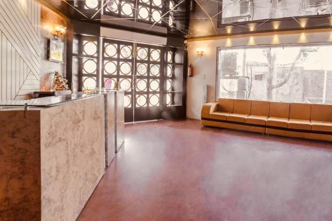 Hotel K3 Club Residency Jhānsi Zewnętrze zdjęcie