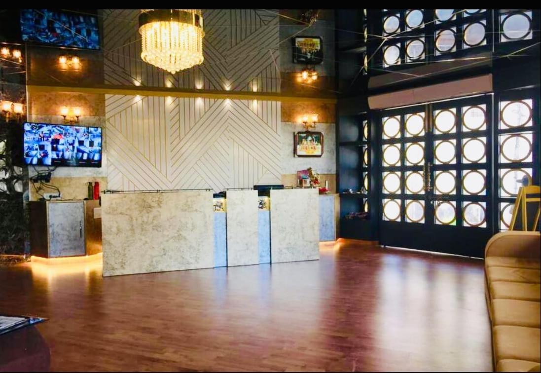 Hotel K3 Club Residency Jhānsi Zewnętrze zdjęcie